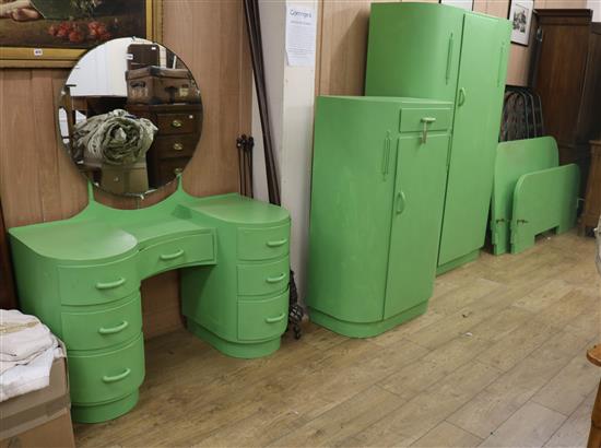 A 1940s vintage Hawker bedroom suite